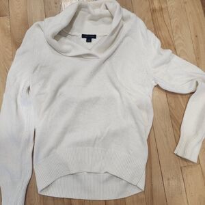 Tommy Hilfiger Women's cowl neck sweater